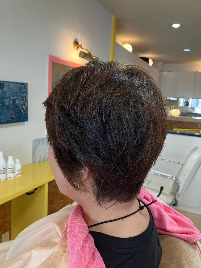 ショート ショートレイヤー レイヤーカット ショートヘア ウルフカット ウルフレイヤー 横田 尚登のヘアスタイル