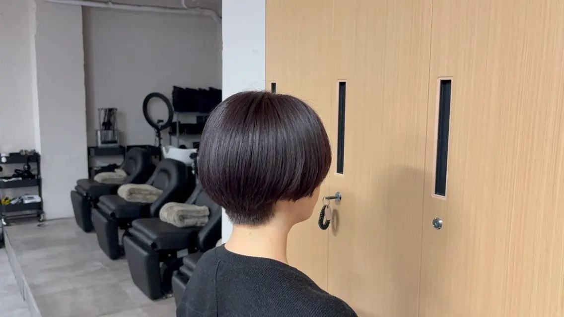 ショート ヘアカラー tokute 中野真咲🐺のヘアスタイル