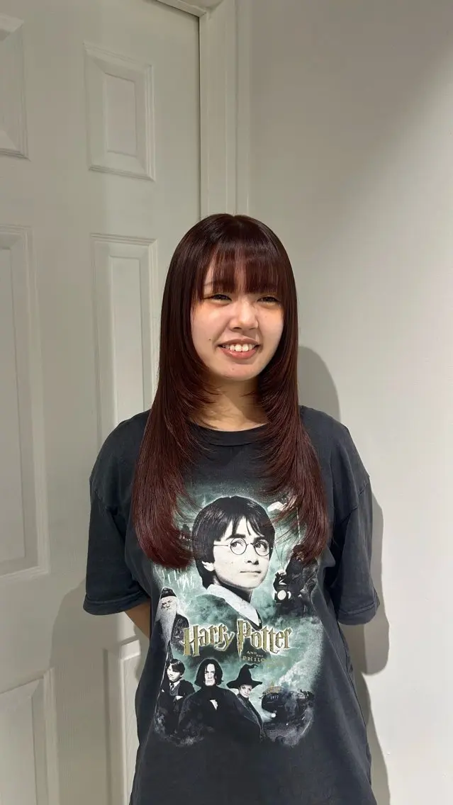 ロング カット himari💜 酸性ストレートのヘアスタイル