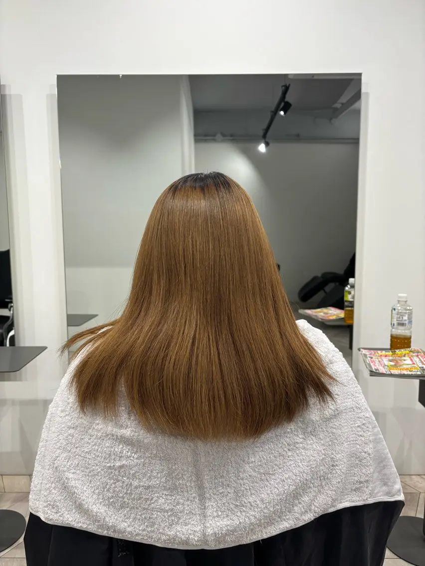 ミディアム カラー 熊取谷 茉那のヘアスタイル