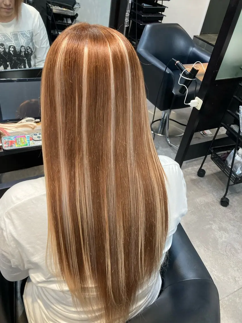 ロング カラー ヘアカラー エクステ ✨最安値✨エクステ カラー🌼つきな🌼のヘアスタイル