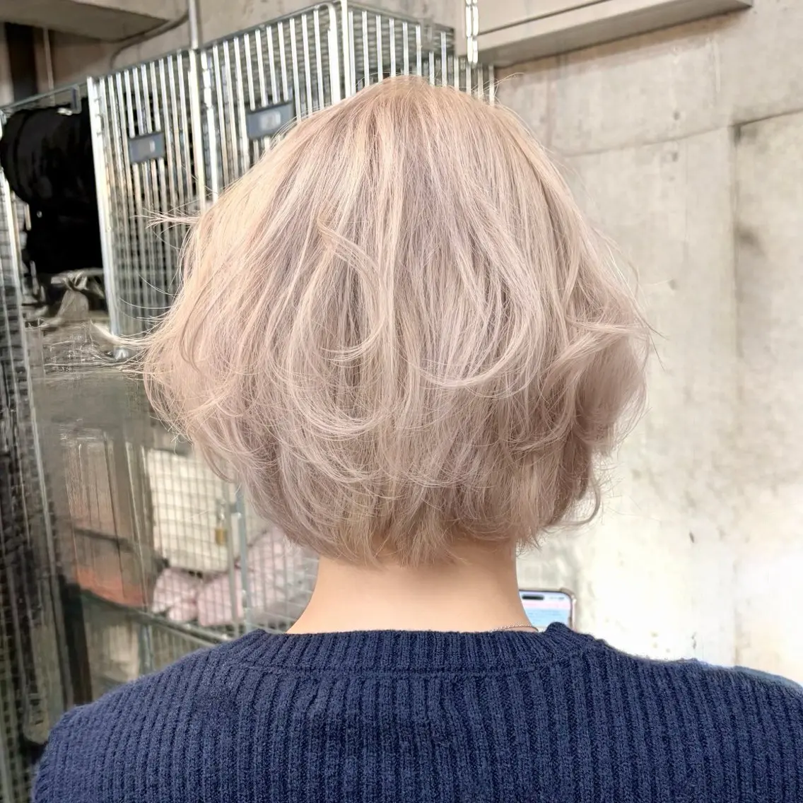 ショート カラー ブリーチ ヘアカラー トリートメント ✨ブリーチカラー× 艶髪SUZU🛼🫧のヘアスタイル