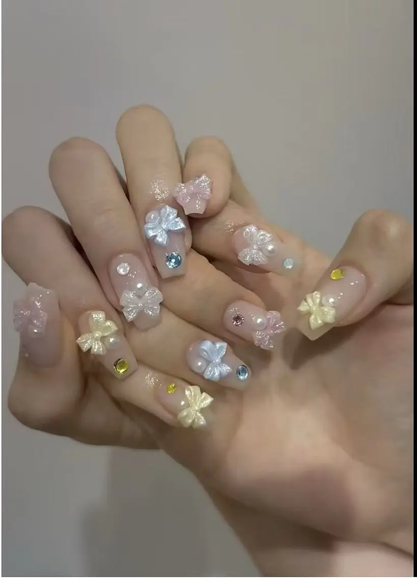 ネイル オーロラネイル 長さ出し フットネイル 韓国ネイル ラメ(グリッター) ハンドネイル THUMBS UP NAILのネイルデザイン