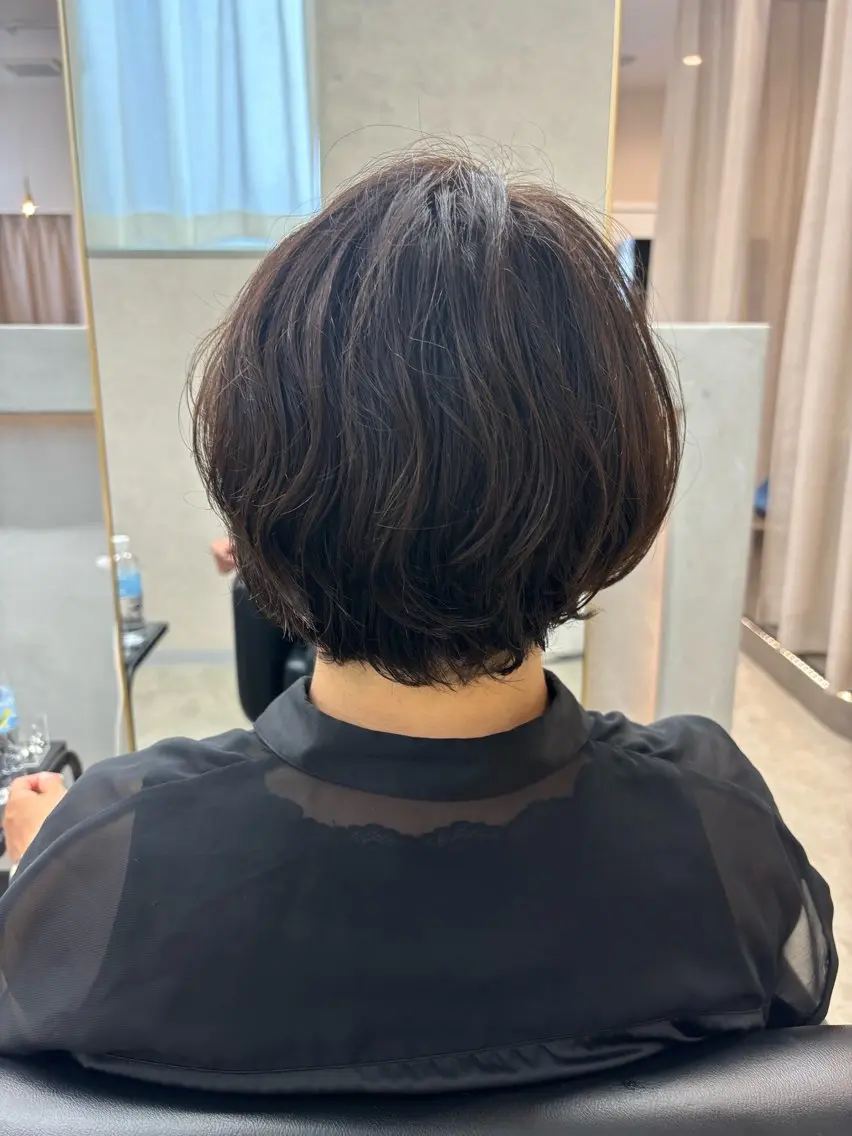 ショート くせ毛 ショートヘア 角谷 靖子のヘアスタイル