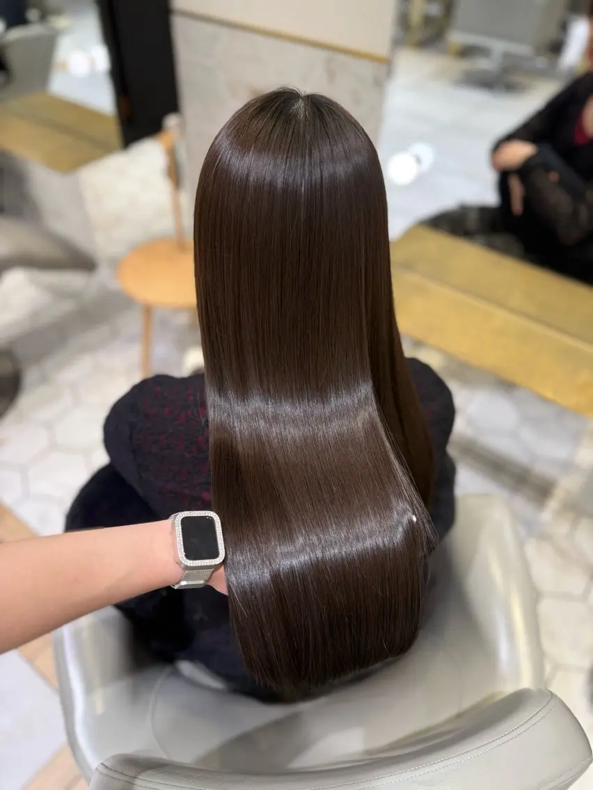 ロング トリートメント 𝐘𝐮𝐢 🤎 costesのヘアスタイル