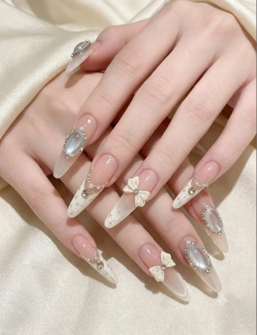 ネイル 韓国ネイル マグネットネイル 持ち込み ハンドネイル Dyo Nail_Royalのネイルデザイン