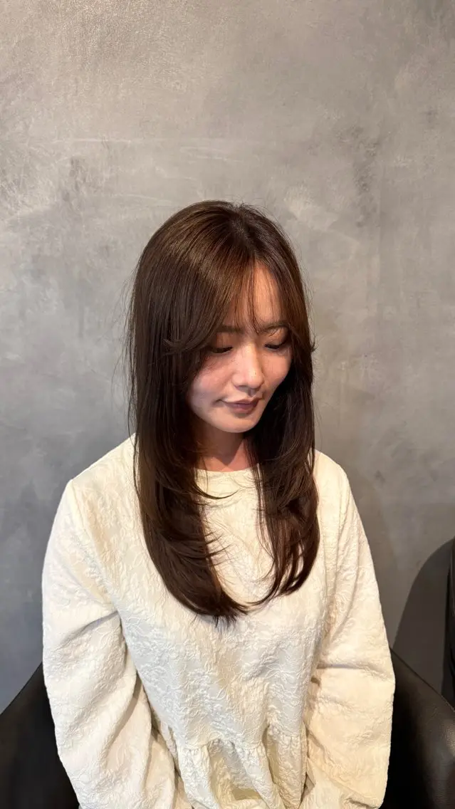 ロング カット みく💖レイヤー／海 外ヘア🇺🇸❤️のヘアスタイル