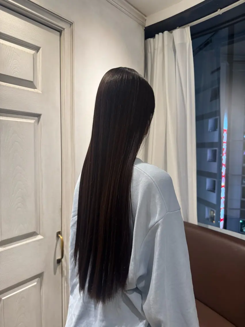 ロング 縮毛矯正 トリートメント 透明感カラー💜 モテ髪 空陽💙のヘアスタイル