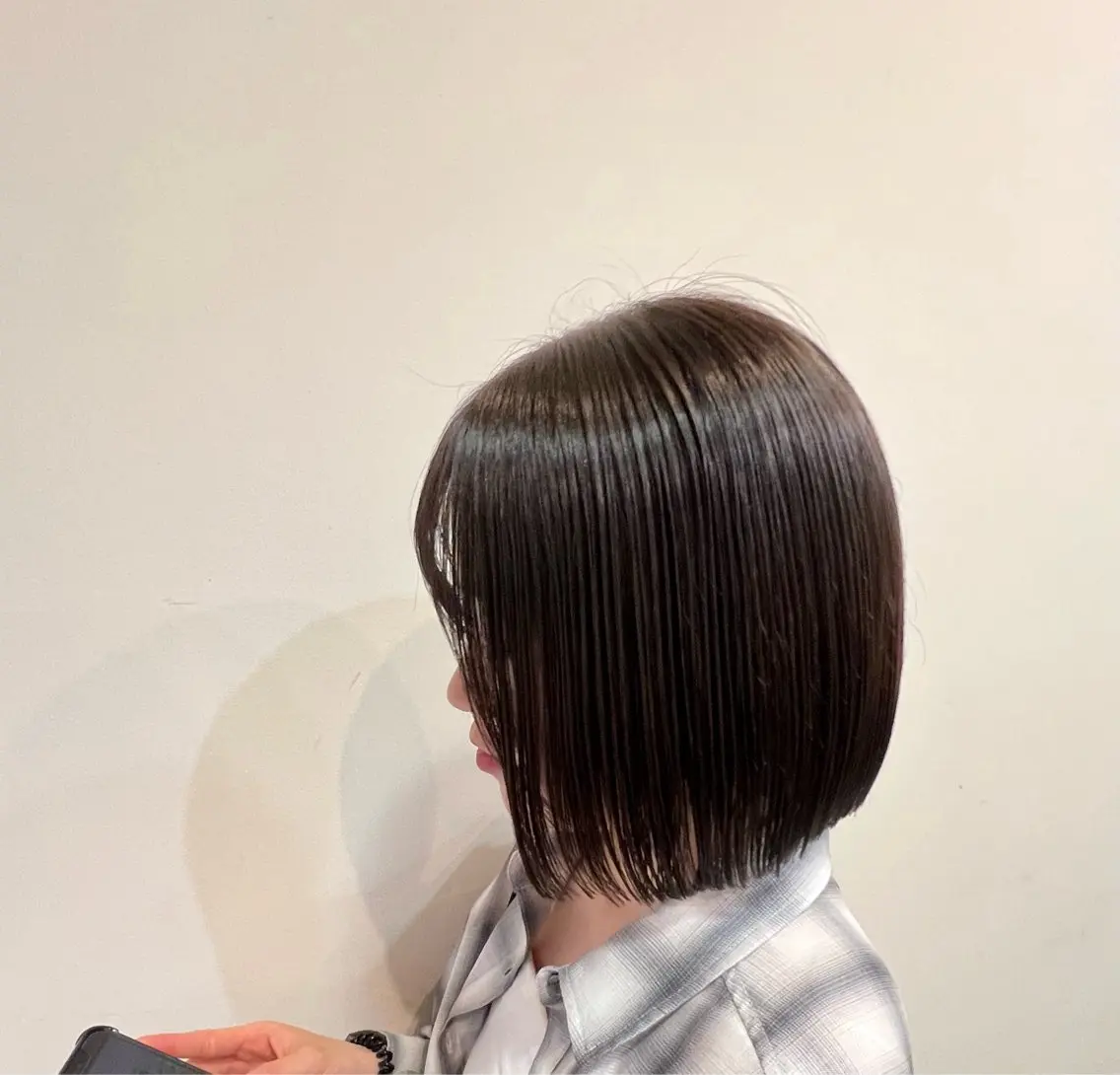髪質改善カラー+美髪トリートメント🩶🫧の写真
