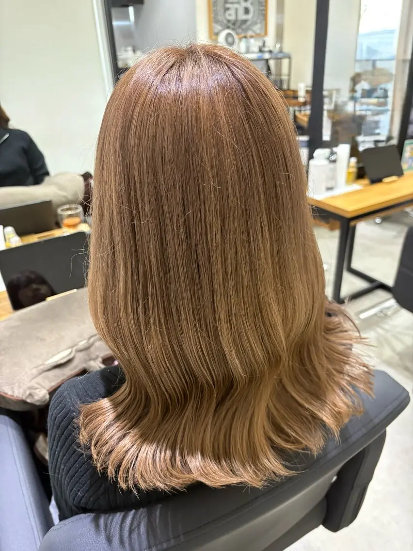 ロング ヘアカラー anB Bのヘアスタイル