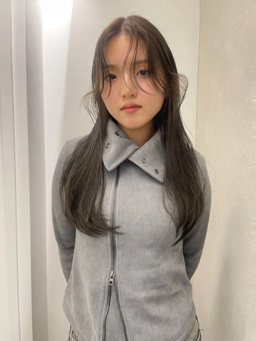 ロング カラー カット ヘアカラー 🎀ボブ+ハイトーン シュカ👶🏻のヘアスタイル