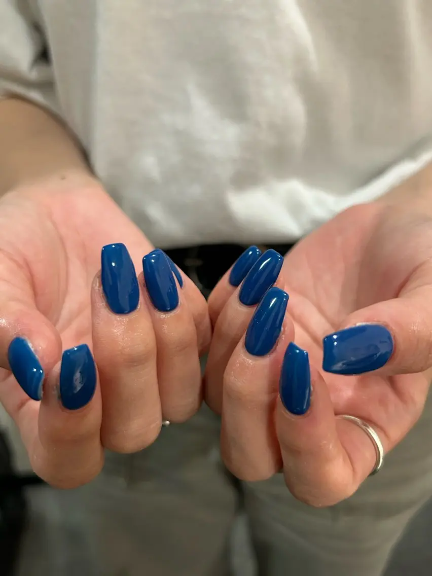 ネイル ブルー ネイビー ワンカラーネイル sakae yurinaのネイルデザイン