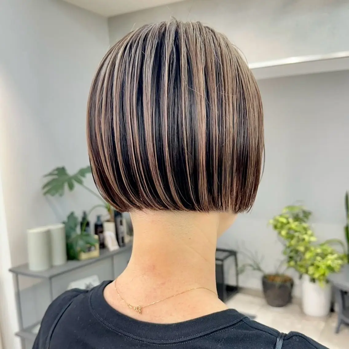 ショート カラー カット ヘアカラー ハイトーンカラー/ さらさのヘアスタイル