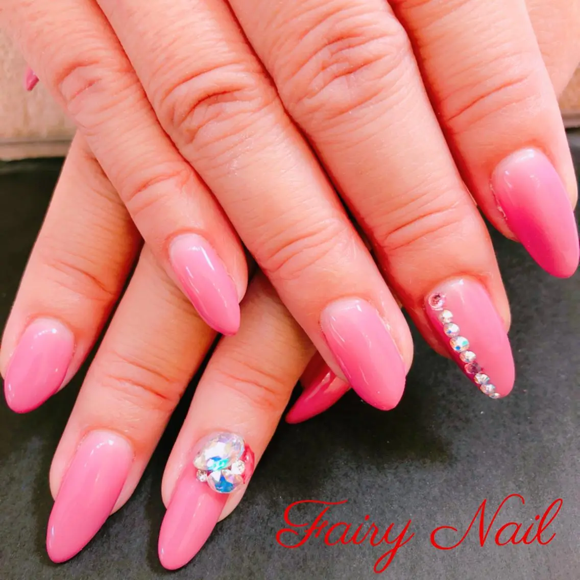ネイル グラデーション ピンク ストーンネイル Fairy nailのネイルデザイン