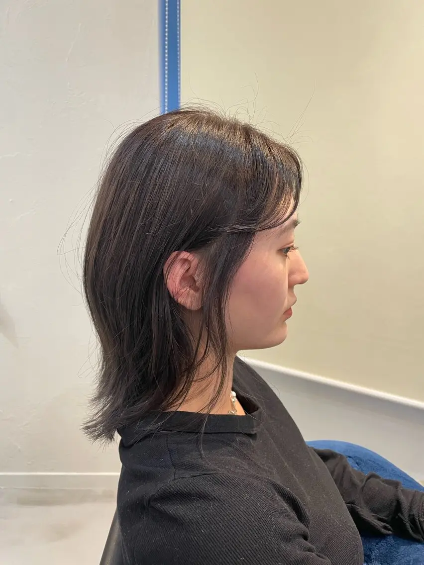 ミディアム カラー 透明感カラー ヘアカラー tiel 小山莉々のヘアスタイル