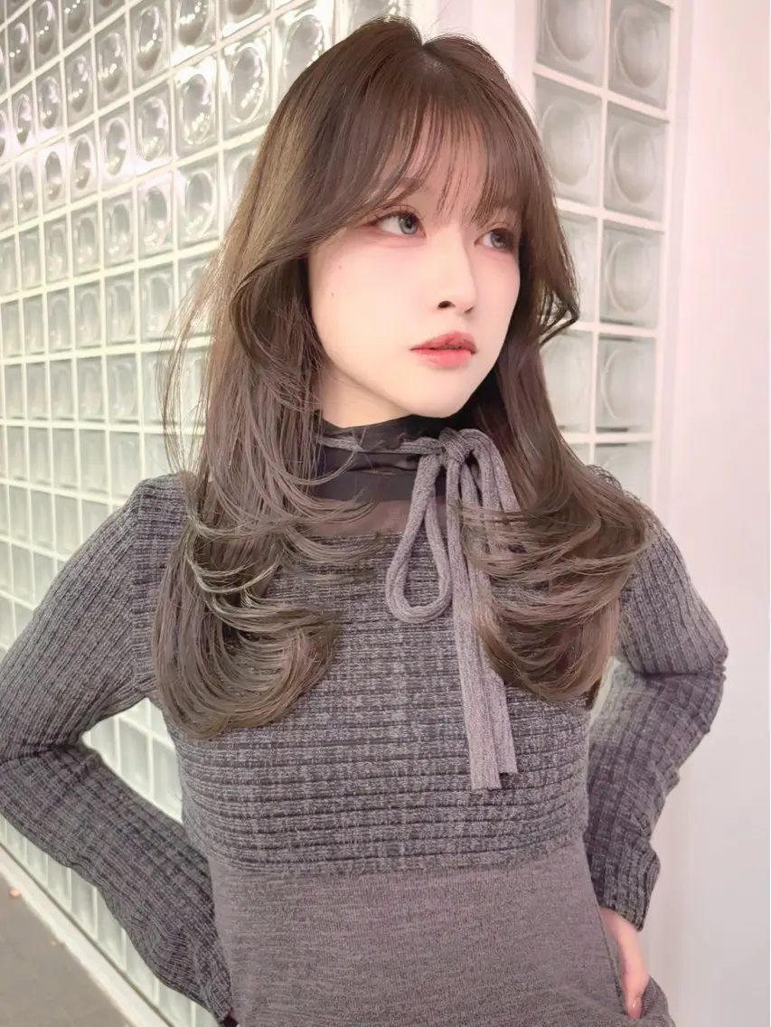 セミロング レイヤーカット カット ヘアカラー トリートメント 表参道レイヤーカット 髪質改善山岸季生のヘアスタイル