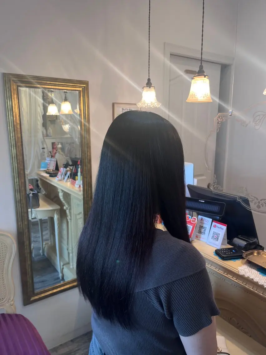 ロング 縮毛矯正 小林 真誉のヘアスタイル