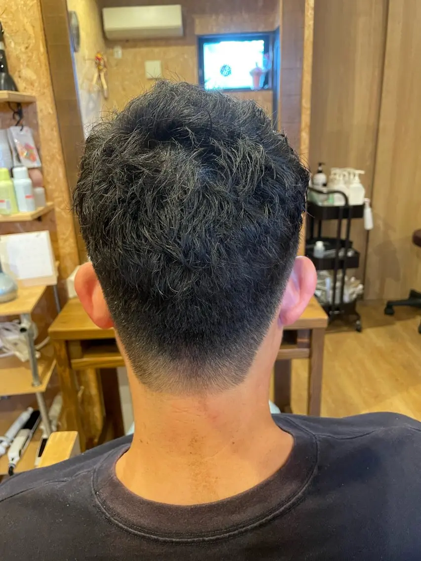 メンズ JowA✂︎ 目片夏実のヘアスタイル