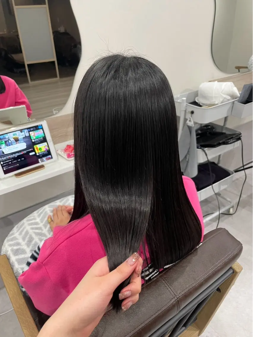 ロング fill 田邊のヘアスタイル