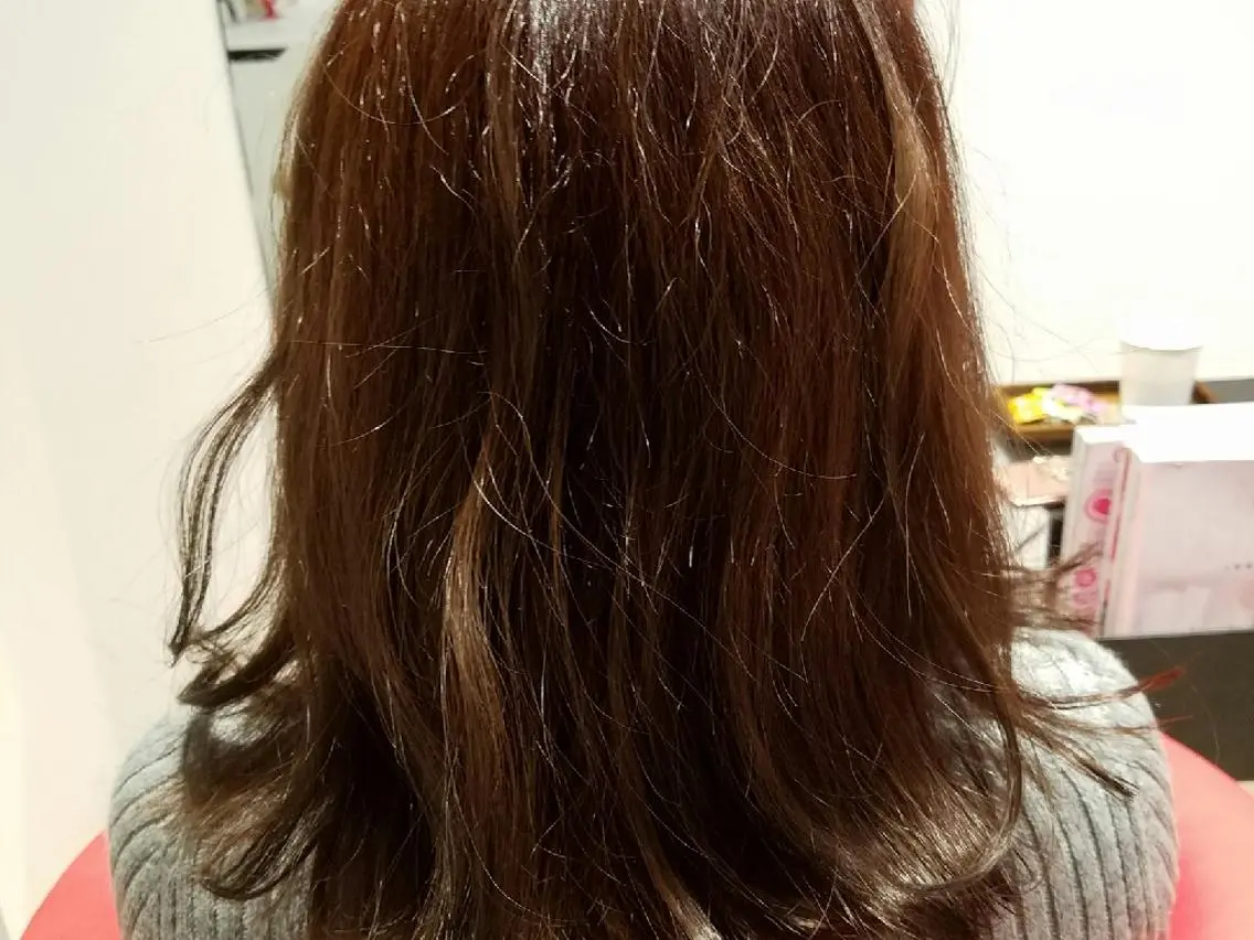 ミディアム カラー アッシュ アッシュブラウン ブラウンカラー 田中 光のヘアスタイル