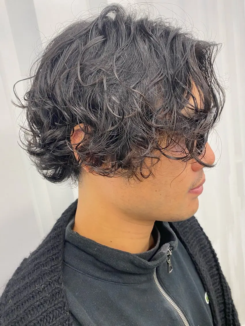 ミディアム パーマ メンズ ミディアムパーマ メンズパーマ カット パーマ ［似合わせヘア］ ✂︎OGURO✂︎のヘアスタイル