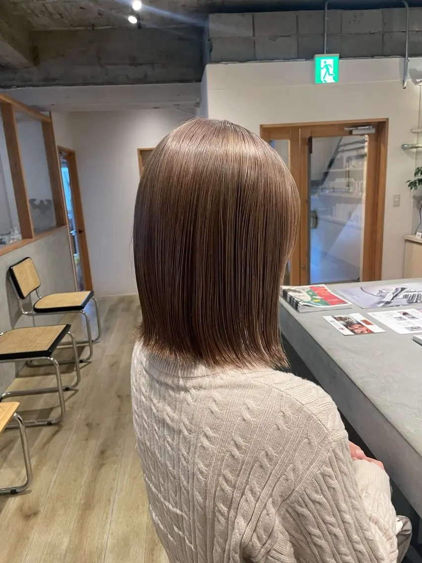 カラー ベージュカラー ミルクティーベージュ まとい ︎︎のヘアスタイル