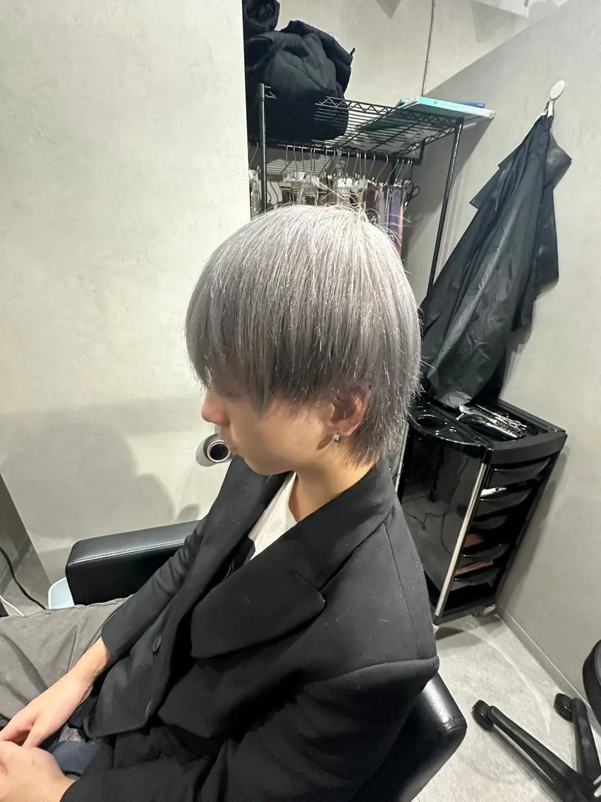 メンズ 奥本 侑 髪質改善、ツヤ髪のヘアスタイル