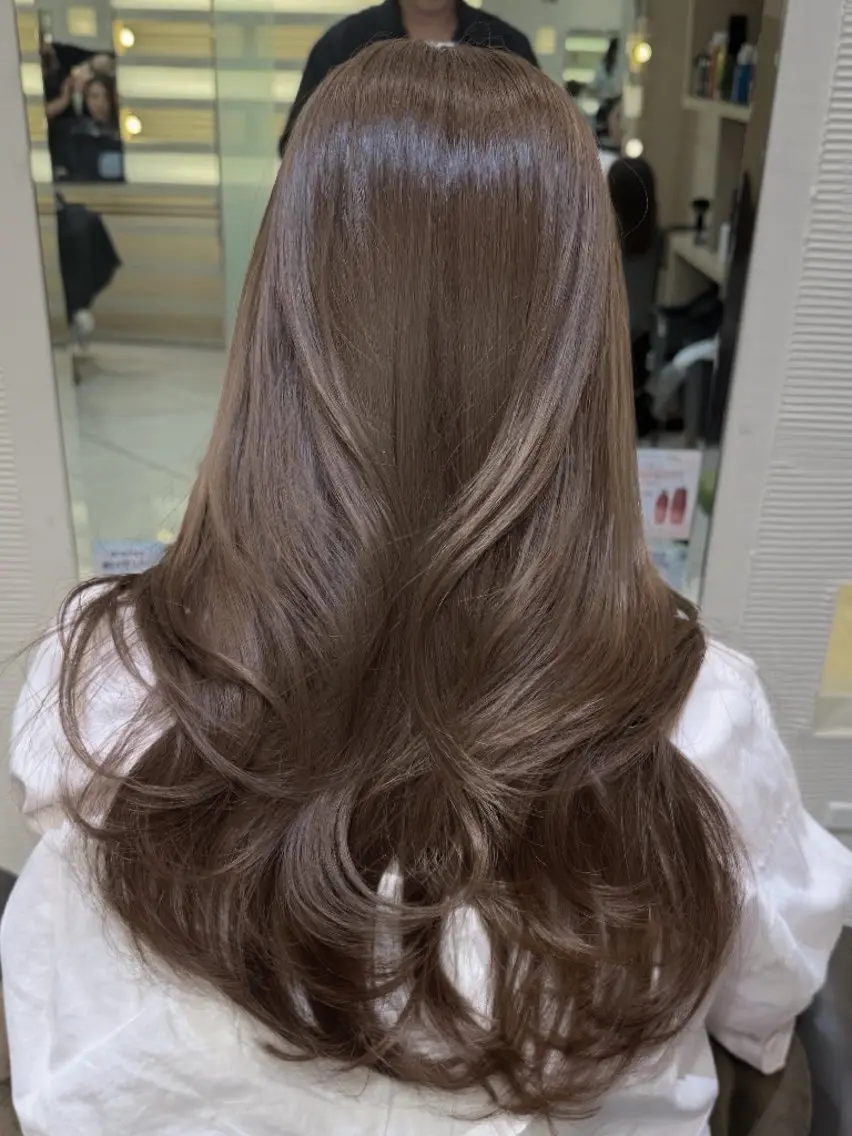 ロング カラー 艶髪/似合わせ/ ブリーチなし🫧のヘアスタイル