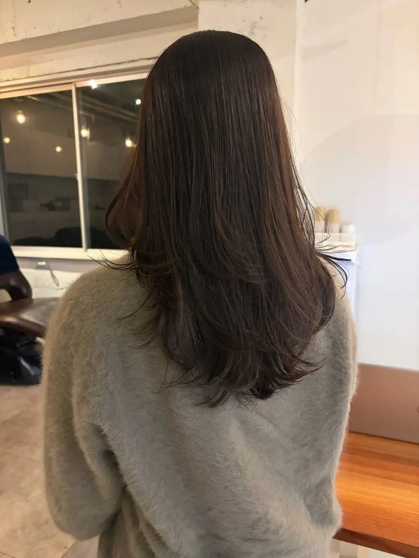 セミロング カット ヘアカラー トリートメント 横浜美容室LINE /古賀紅音のヘアスタイル