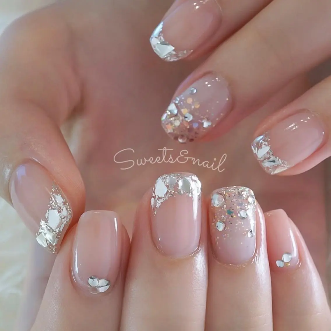 ネイル フレンチネイル ガラスフレンチ キラキラネイル Sweets& nail みなこのネイルデザイン
