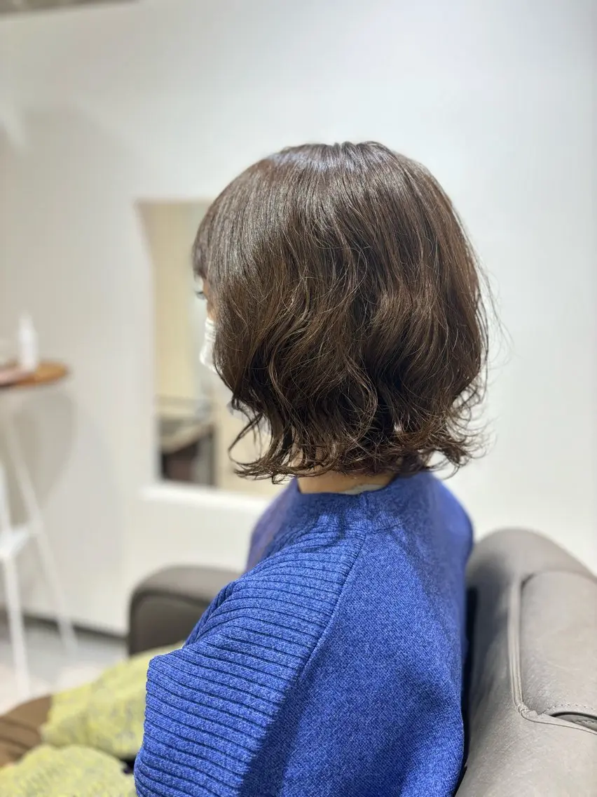 ミディアム カット パーマ 白土 さくらのヘアスタイル
