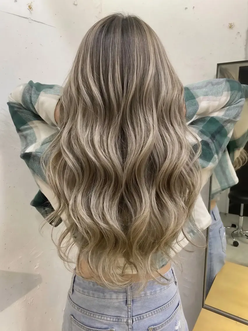ロング カラー バレイヤージュ ブリーチ ケアブリーチ 透明感カラー グレージュ カット ヘアカラー トリートメント バレイヤージュ 藤沢 髪質改善 竹内ケンゴのヘアスタイル