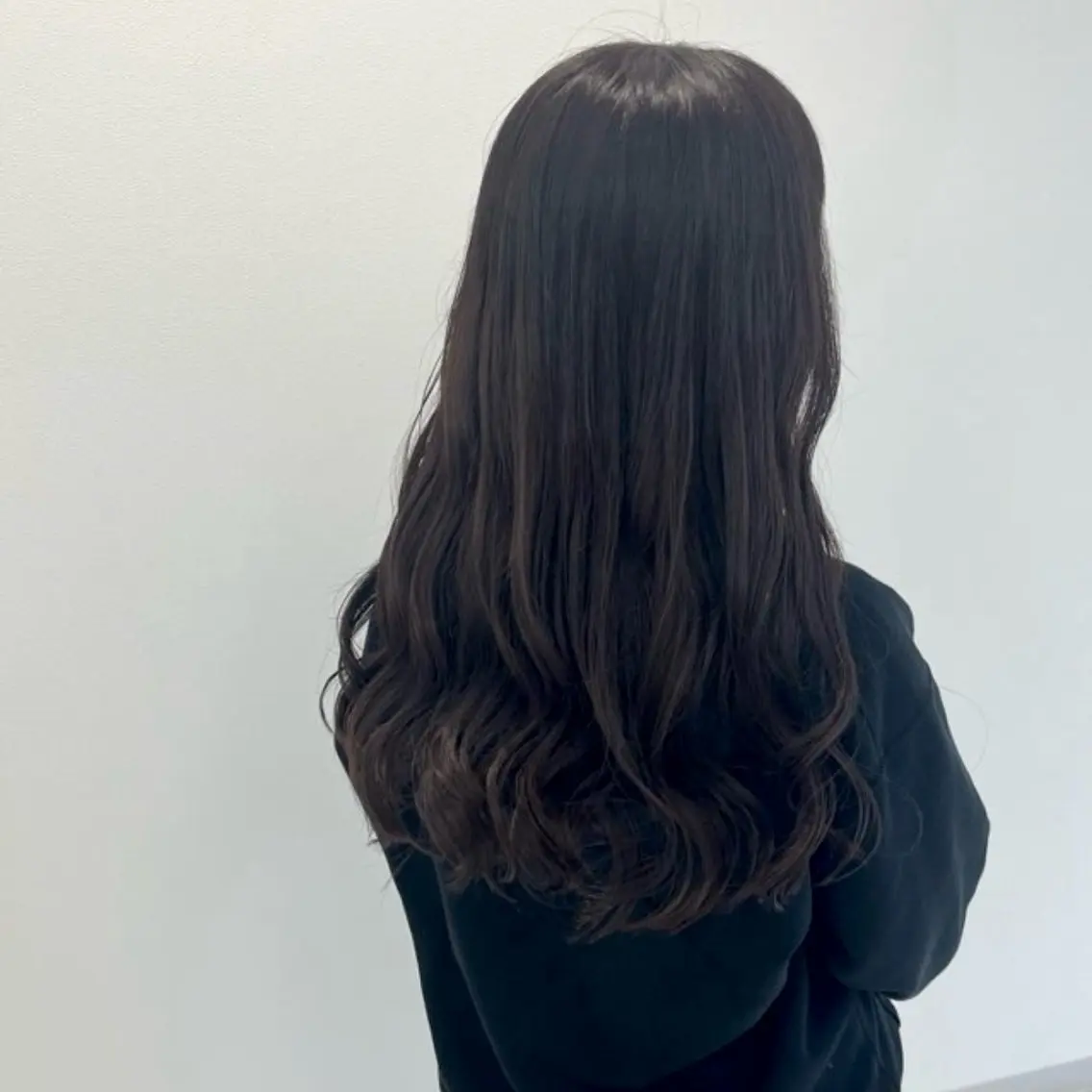 ロング カラー ブラウンカラー 加美山 芽衣のヘアスタイル