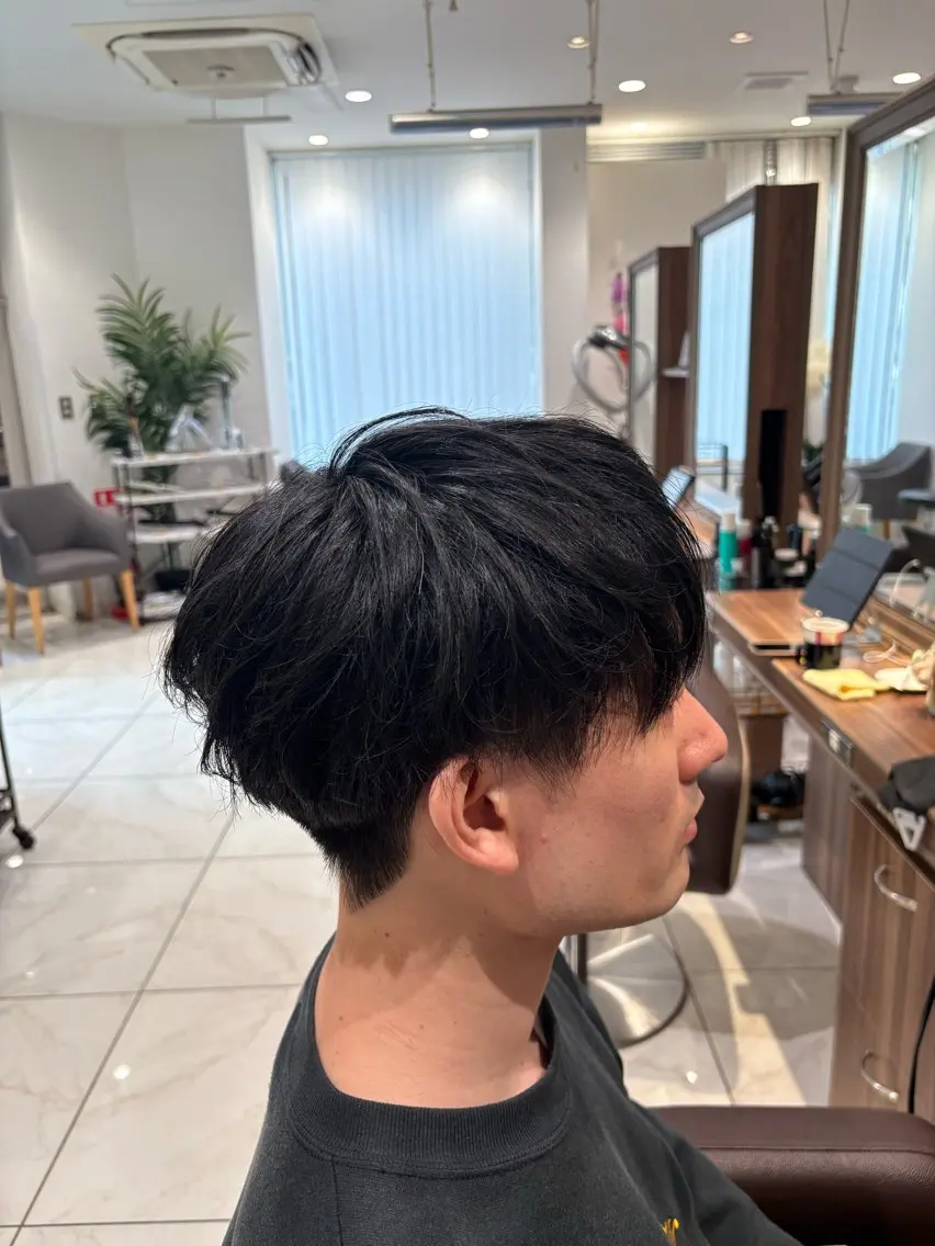 メンズ 縮毛矯正特化💎& 透明感カラー✨レオのヘアスタイル