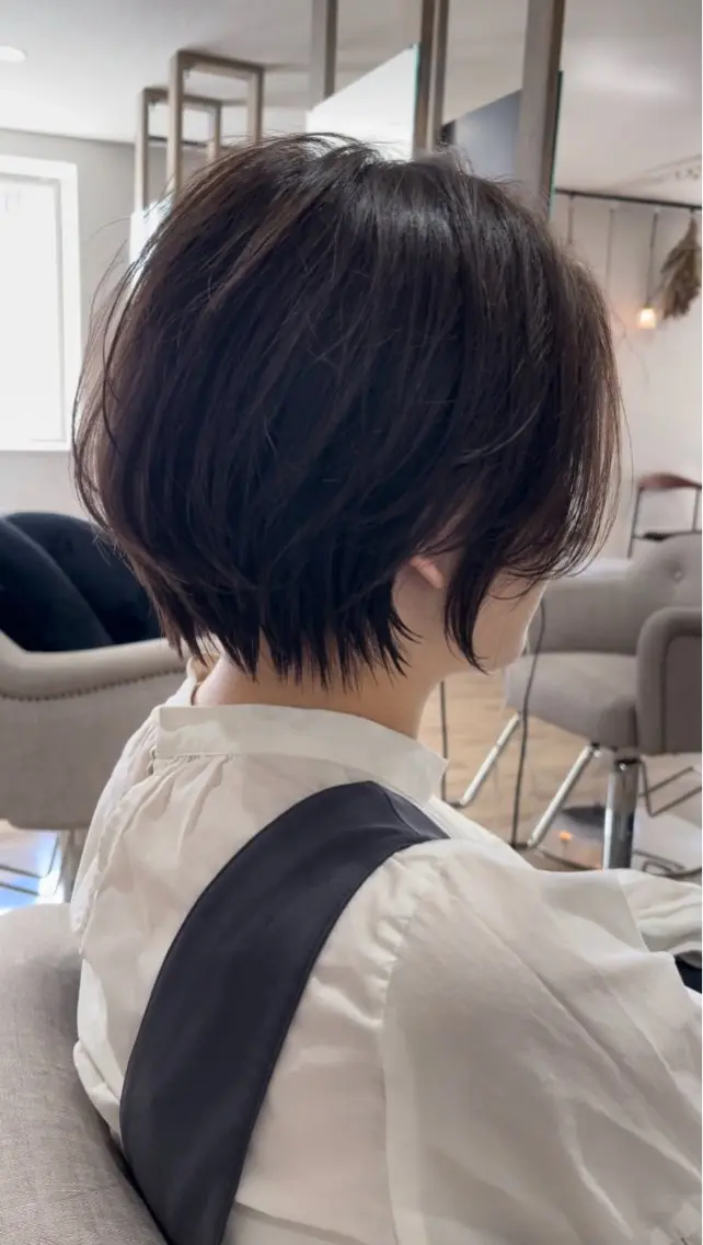 ショート カラー ベージュカラー ボブ くびれヘア カット ヘアカラー トリートメント 田畑 智規のヘアスタイル