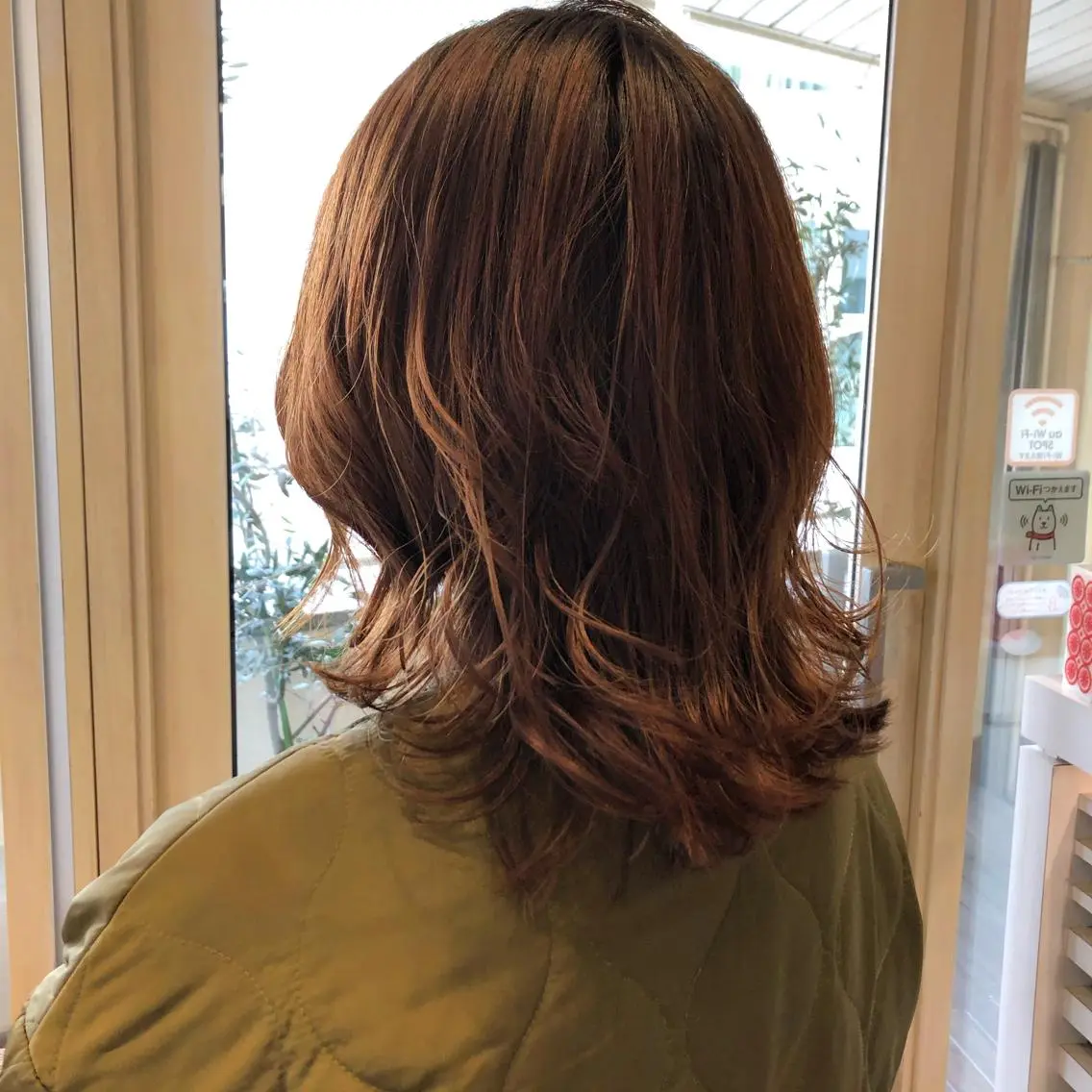 ミディアム 佐川 絢のヘアスタイル