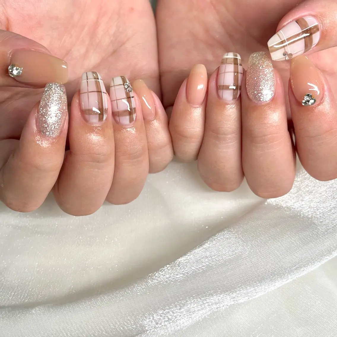 ネイル 持ち込み ハンドネイル joie ange rinna上本町のネイルデザイン