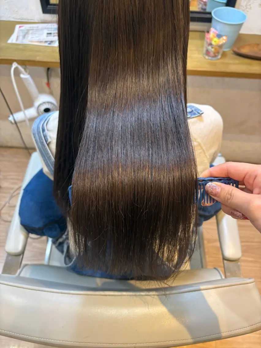 ロング カット ヘアカラー トリートメント 韓国ヘアー🇰🇷 MIWAのヘアスタイル