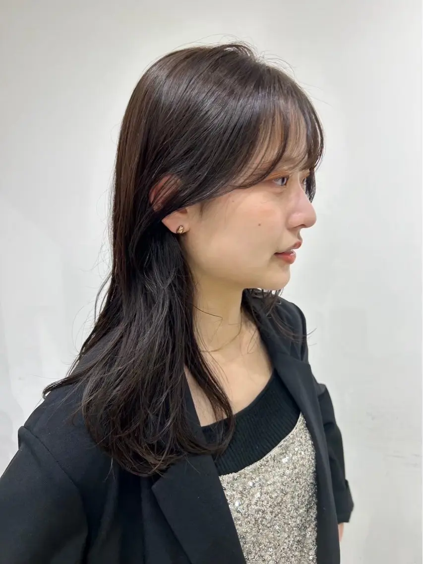 ミディアム 透明感 エイジのヘアスタイル
