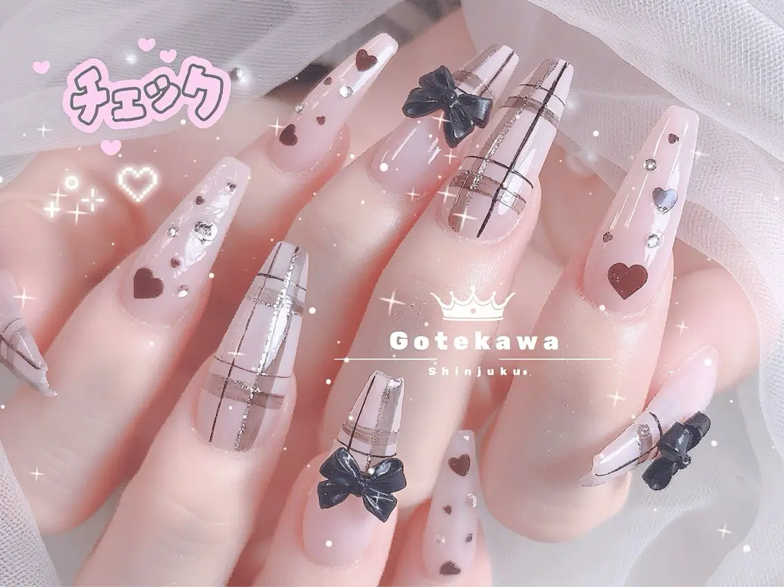 ネイル ハート 持ち込み 夏ネイル ハンドネイル ハンドケア Gote Kawa nail salonのネイルデザイン