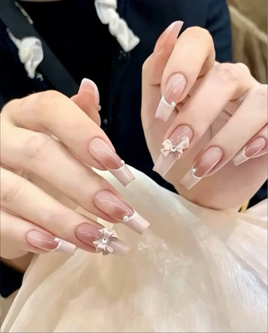 ネイル 周 テイのネイルデザイン