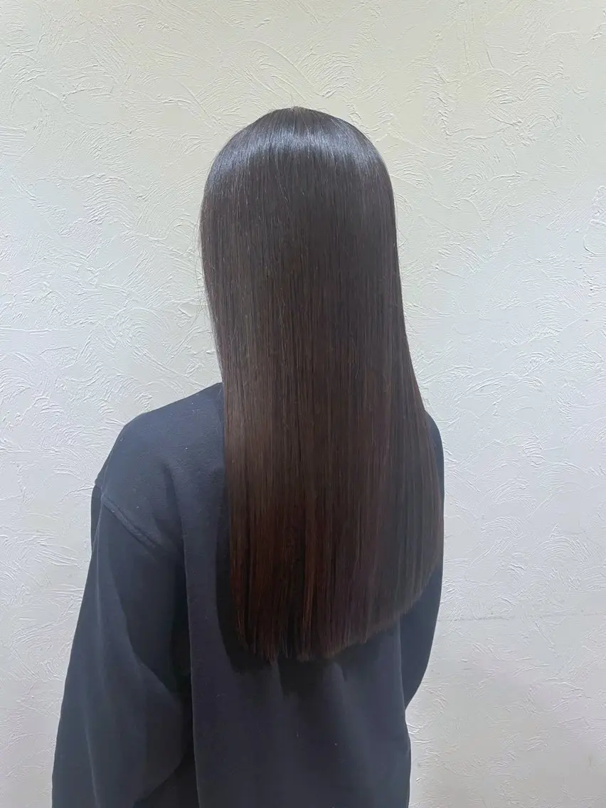 ロング 縮毛矯正 トリートメント 西山 瑞希のヘアスタイル