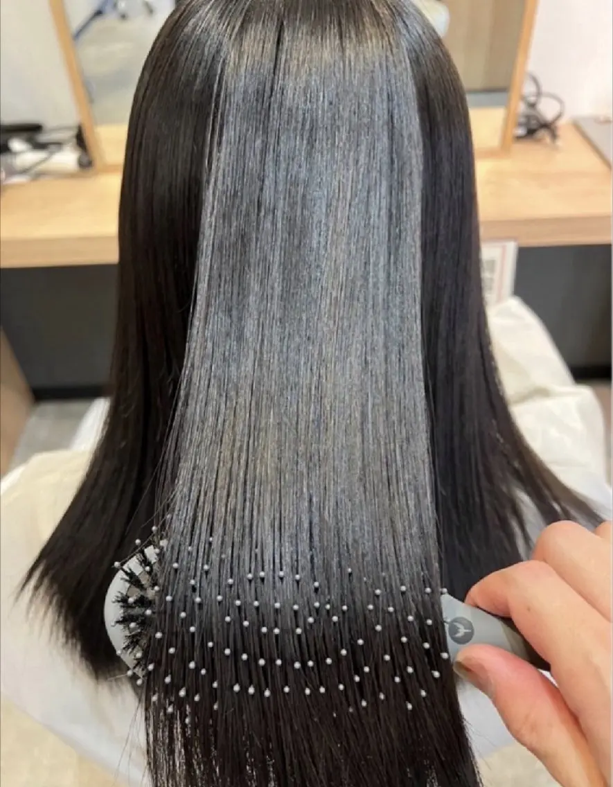 ✨✨最新技術シルクストレート+カット+カラー✨✨の写真