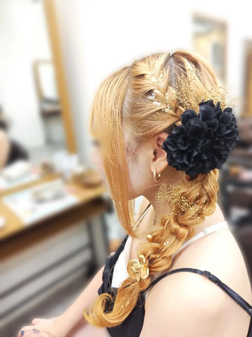 ロング 澤田 あきのヘアスタイル