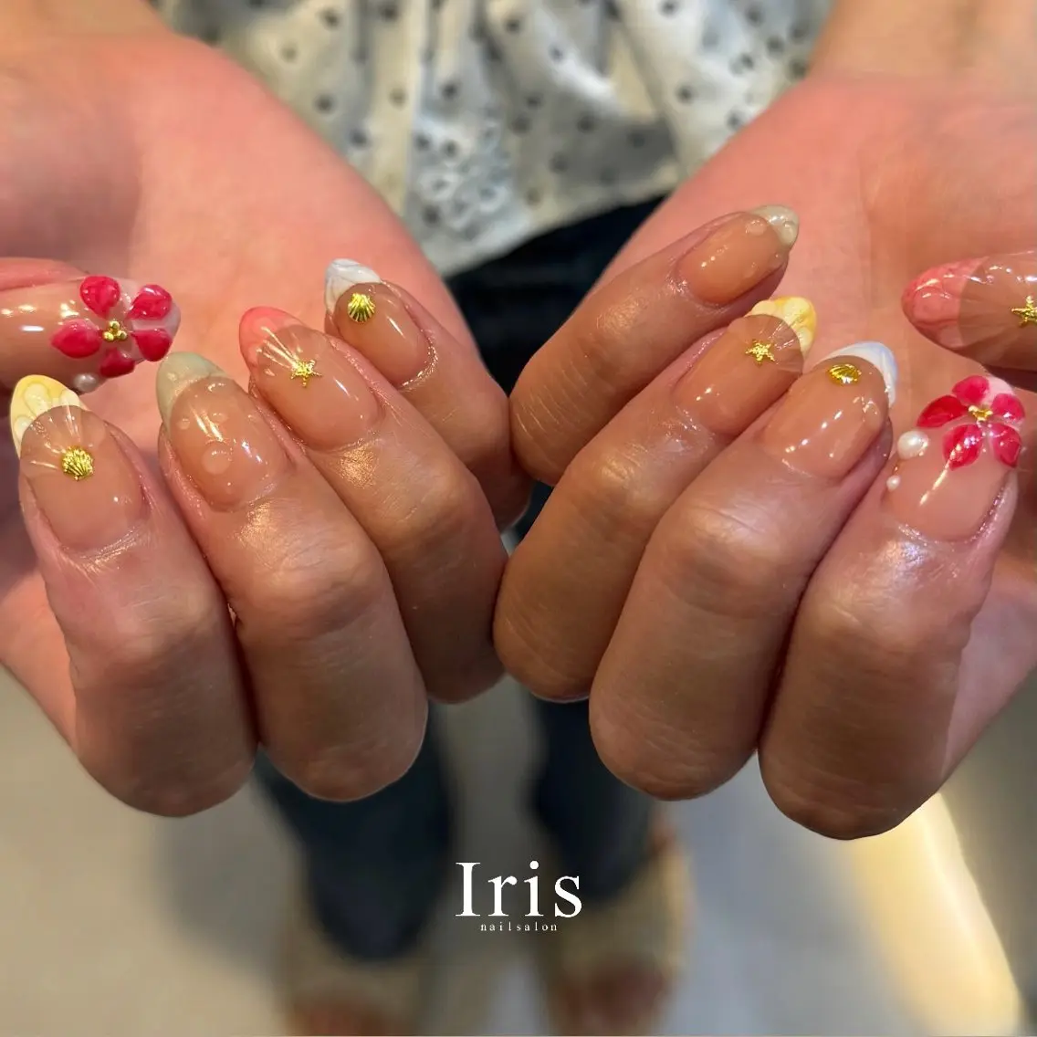 ネイル ハンドネイル Iris ayakaのネイルデザイン