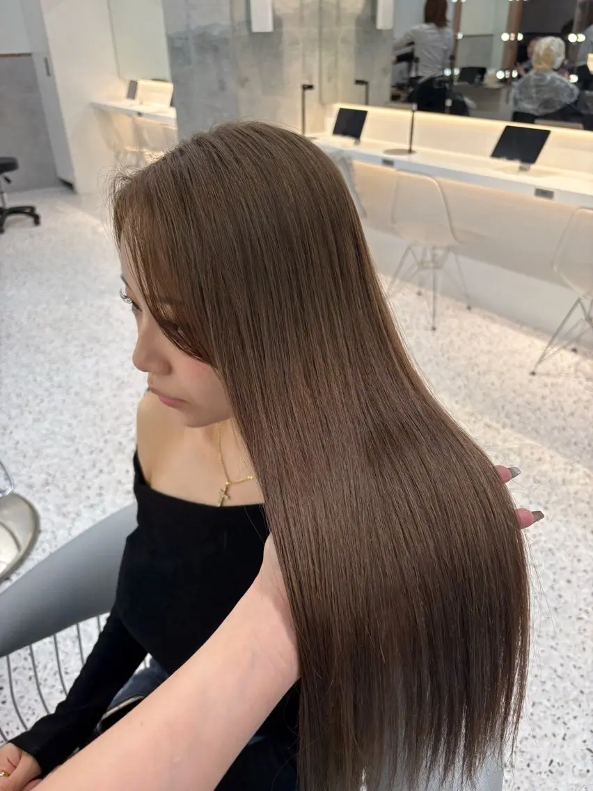 ミディアム カット ヘアカラー トリートメント 🎀ハイトーン/ 透明感カラー/翼🎀のヘアスタイル