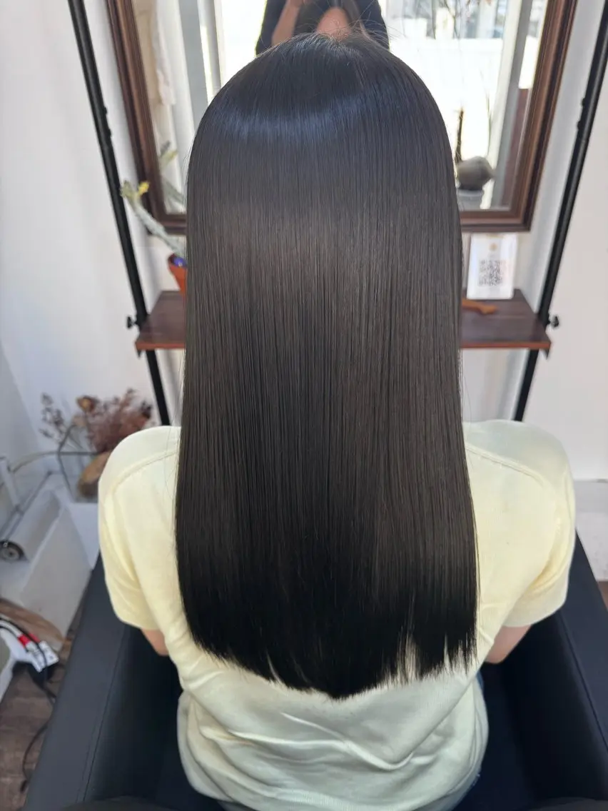 ロング カラー カット ヘアカラー トリートメント 椎葉 祐也のヘアスタイル