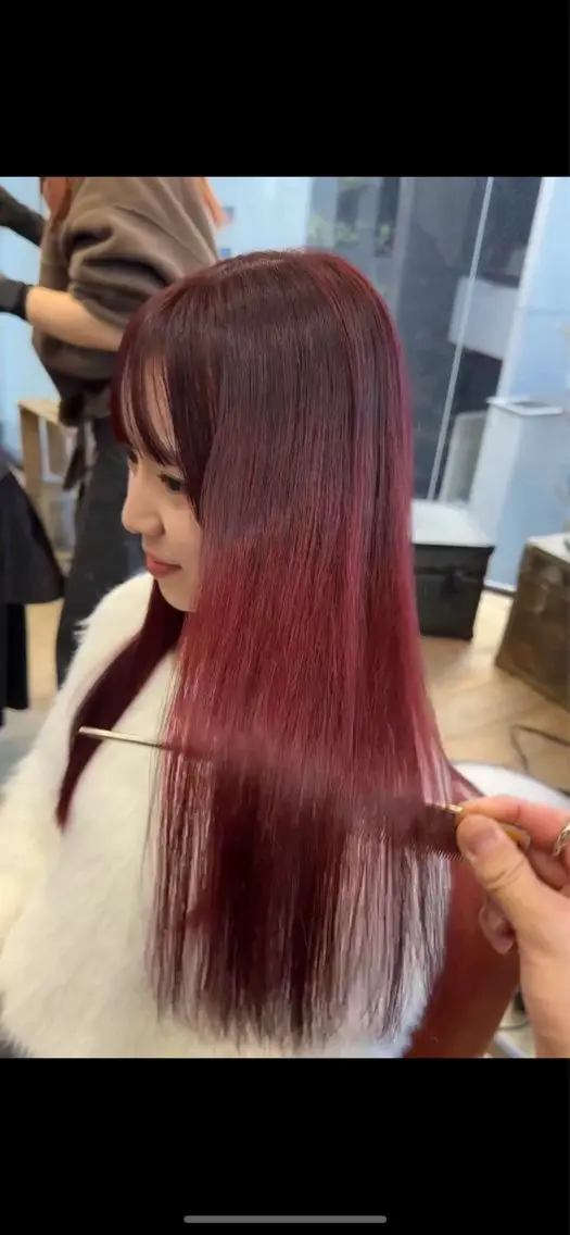 カラー レッドカラー 福士 未来のヘアスタイル