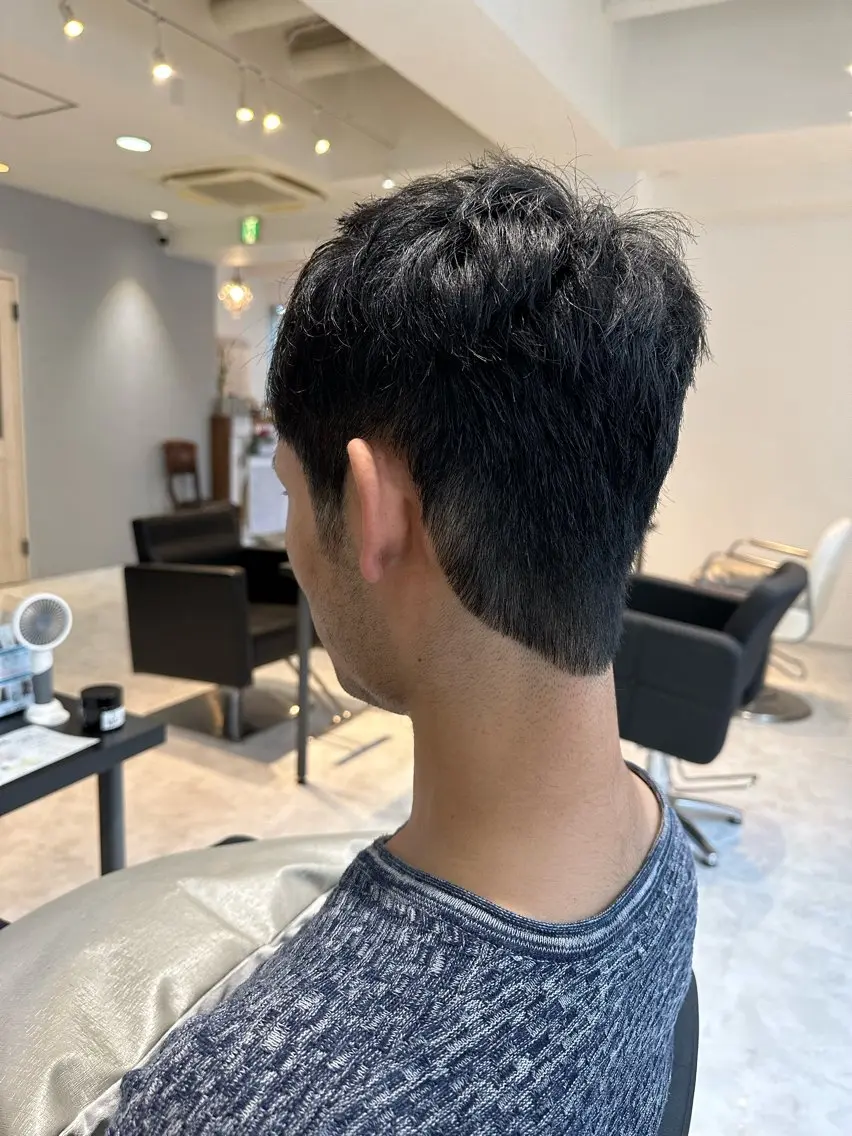 ショート ハイライト 髪質改善 レイヤーカット トリートメント 酸性ストレート 縮毛矯正 髪質改善 酸性ストレート特化のヘアスタイル