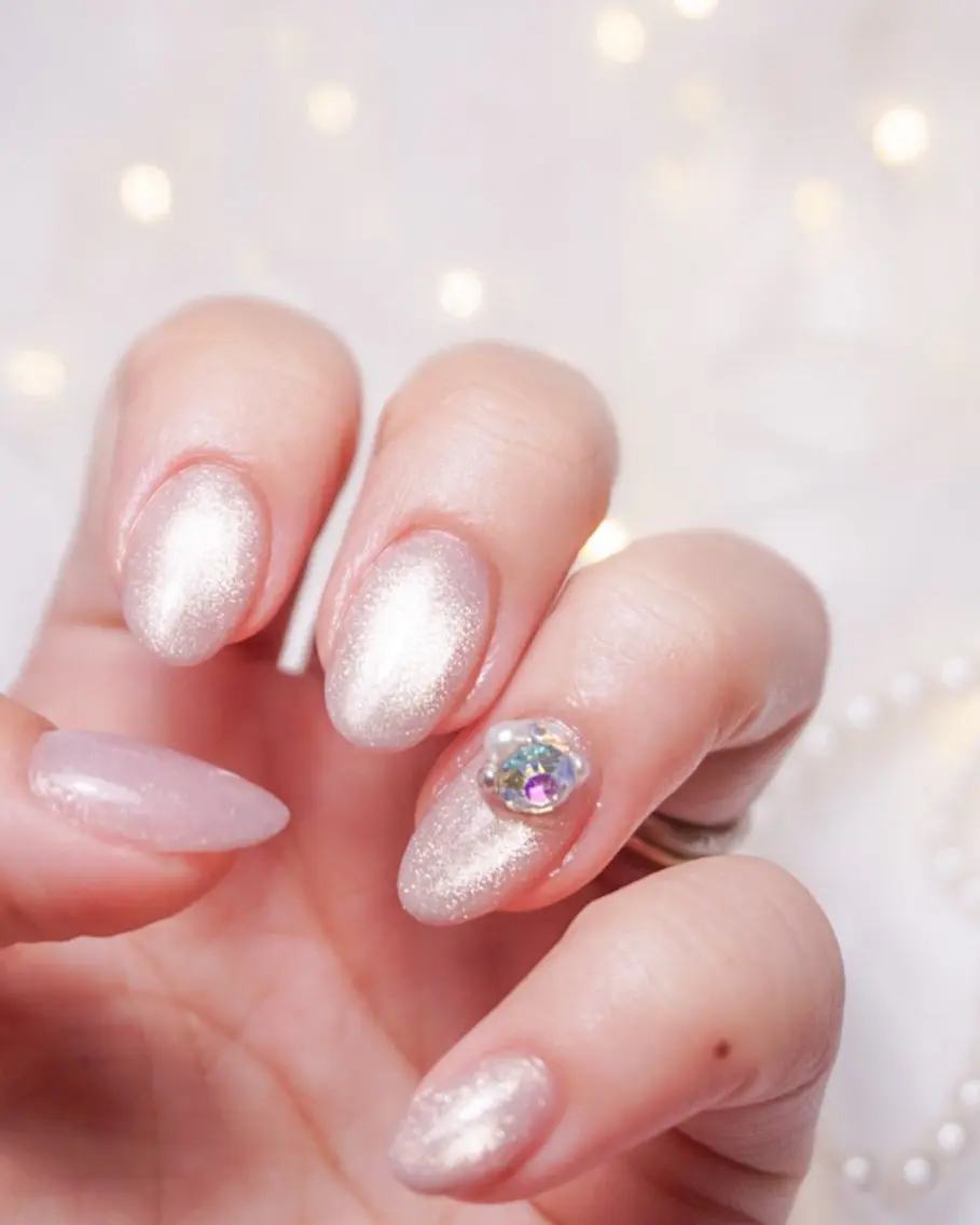 ネイル アートネイル マグネットネイル ワンカラーネイル ストーンネイル ハンドネイル With nail mamiのネイルデザイン